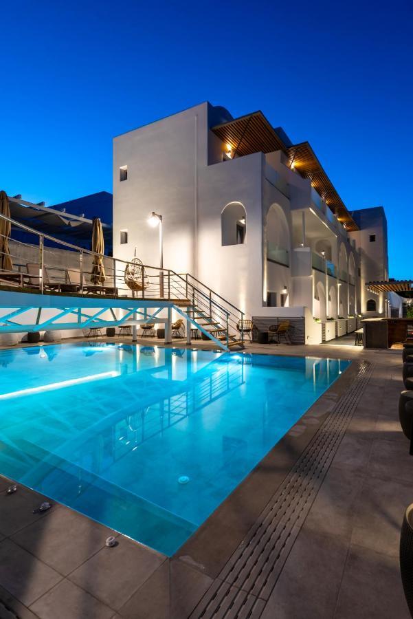 Deluxe Hotel Santorini Тира Экстерьер фото