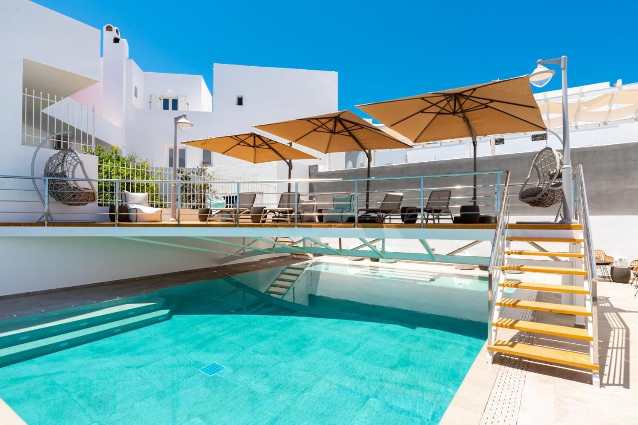 Deluxe Hotel Santorini Тира Экстерьер фото