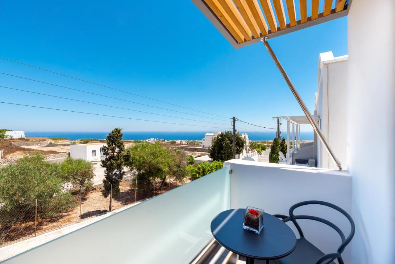 Deluxe Hotel Santorini Тира Экстерьер фото