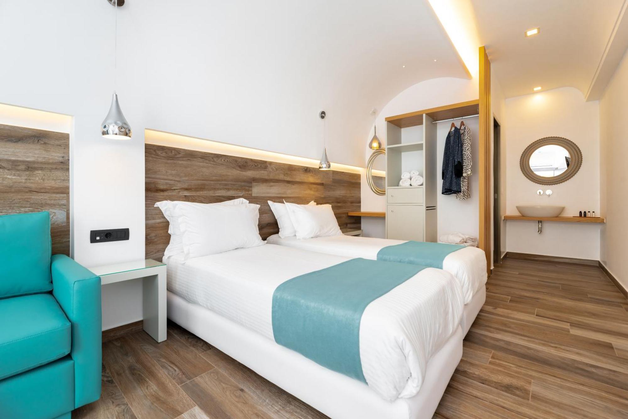 Deluxe Hotel Santorini Тира Номер фото
