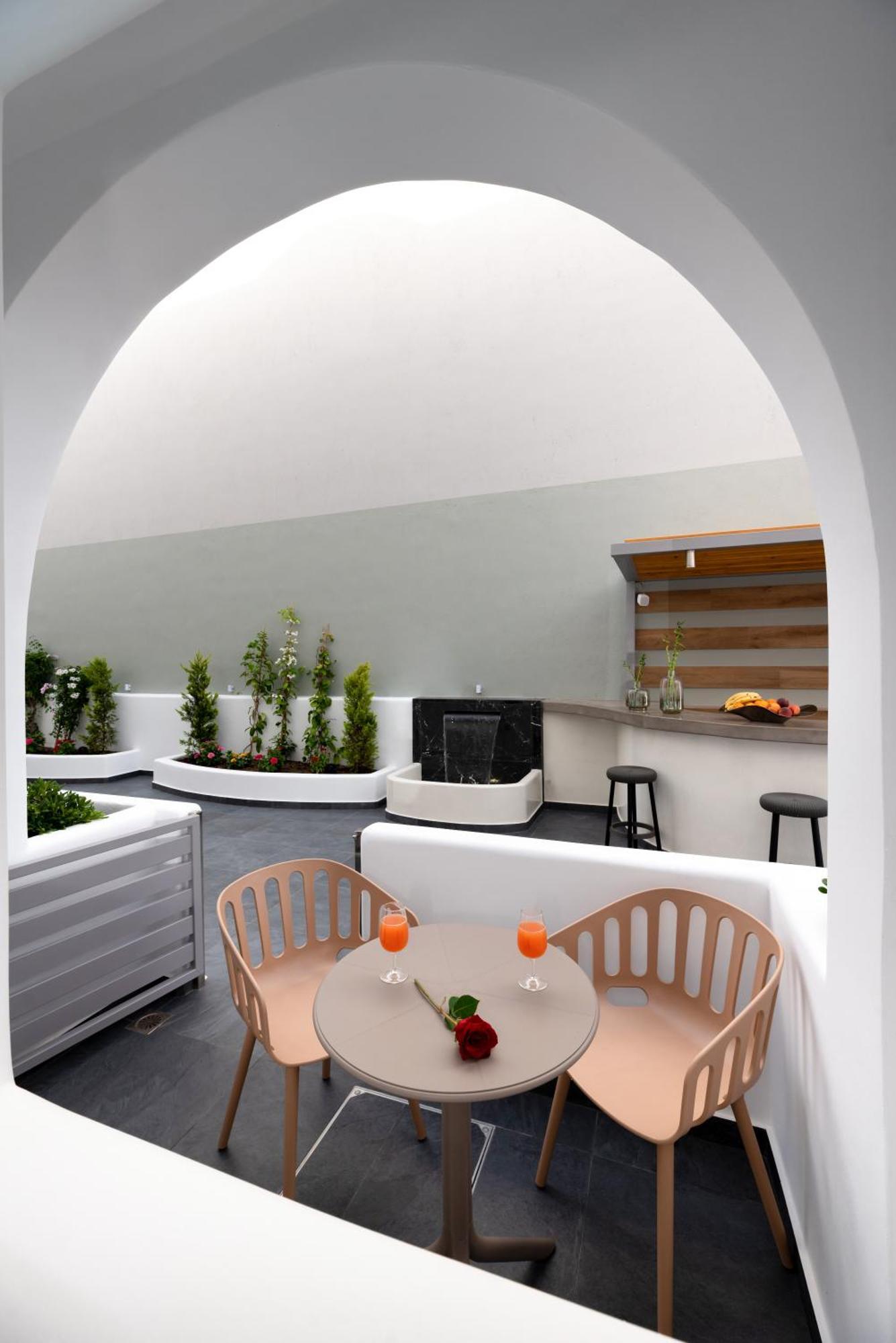 Deluxe Suites Santorini Тира Номер фото