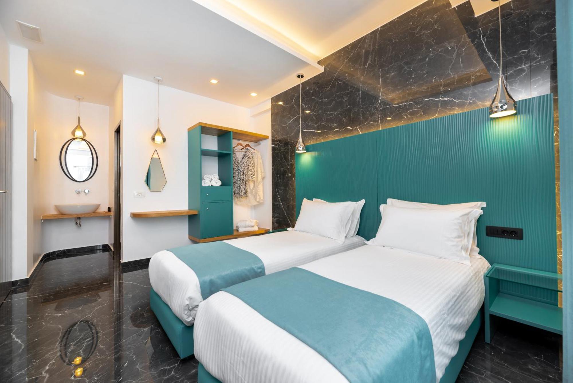 Deluxe Suites Santorini Тира Номер фото