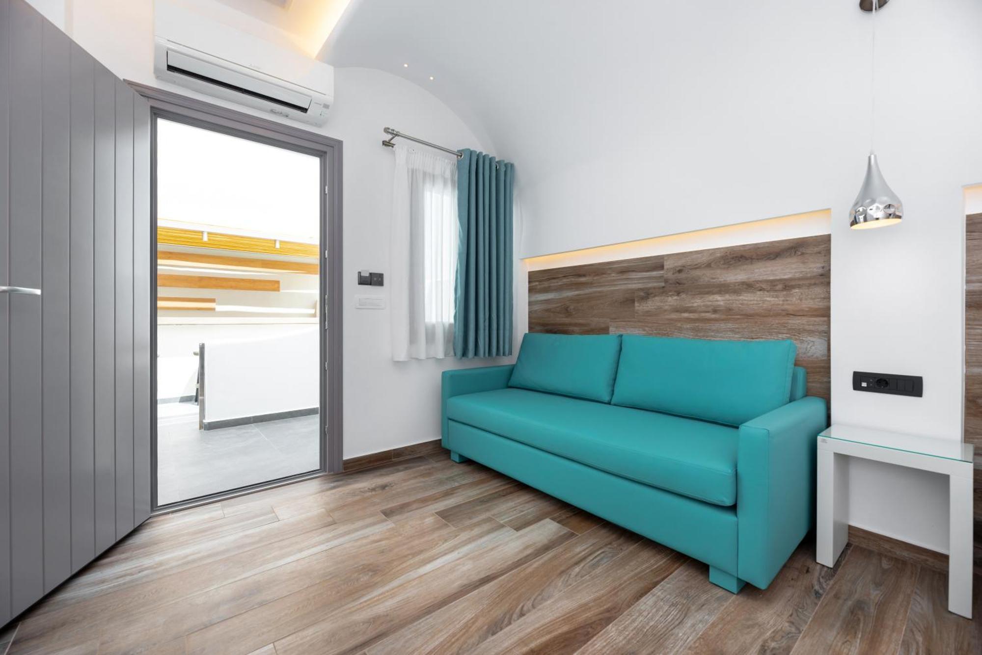 Deluxe Suites Santorini Тира Номер фото